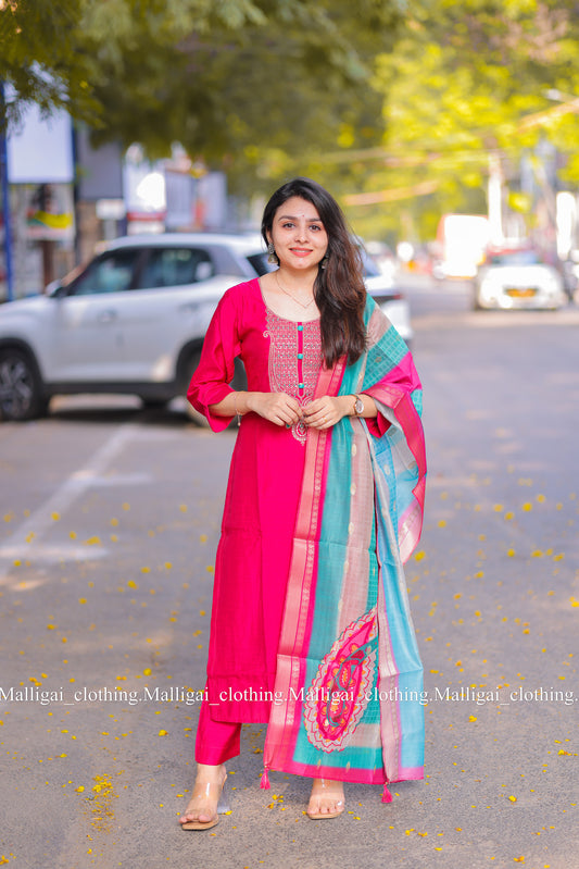 Elegant 3-Piece salwar with embroidery in Silk
