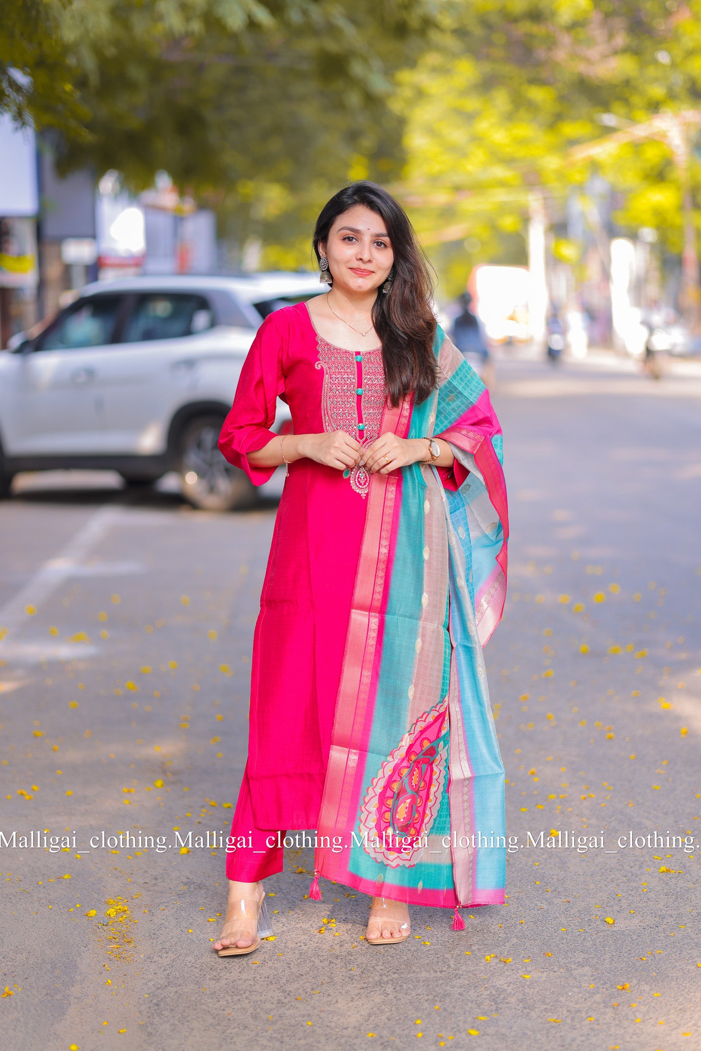 Elegant 3-Piece salwar with embroidery in Silk