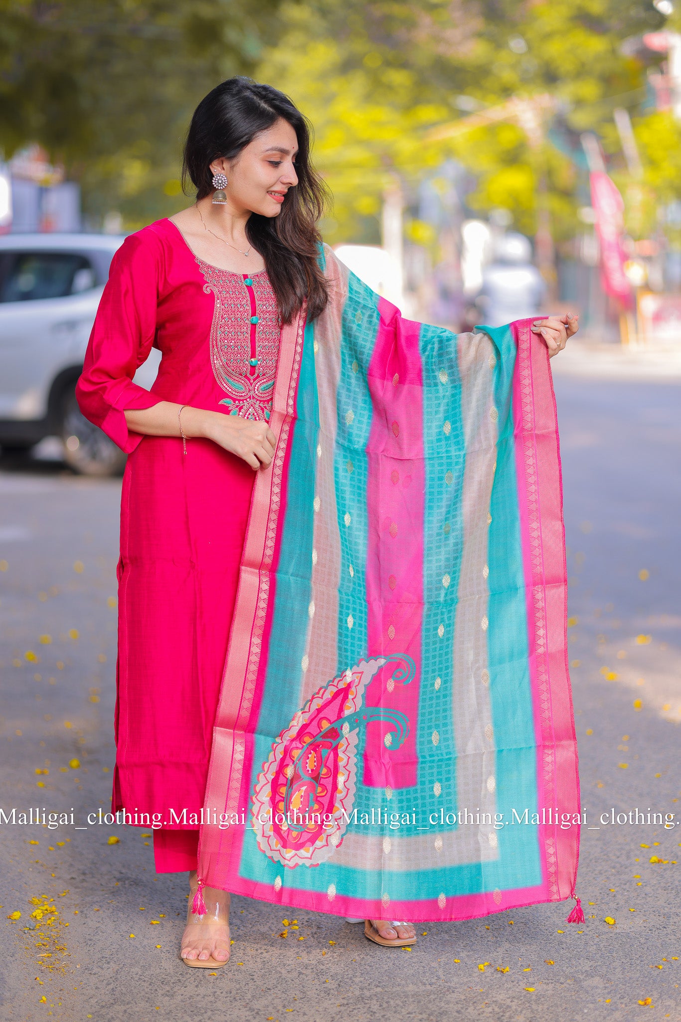 Elegant 3-Piece salwar with embroidery in Silk