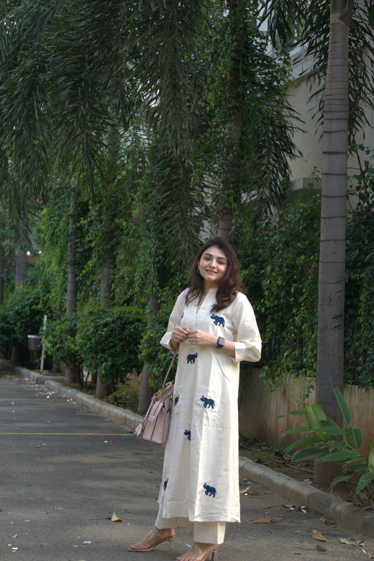 Half White Kurta Set