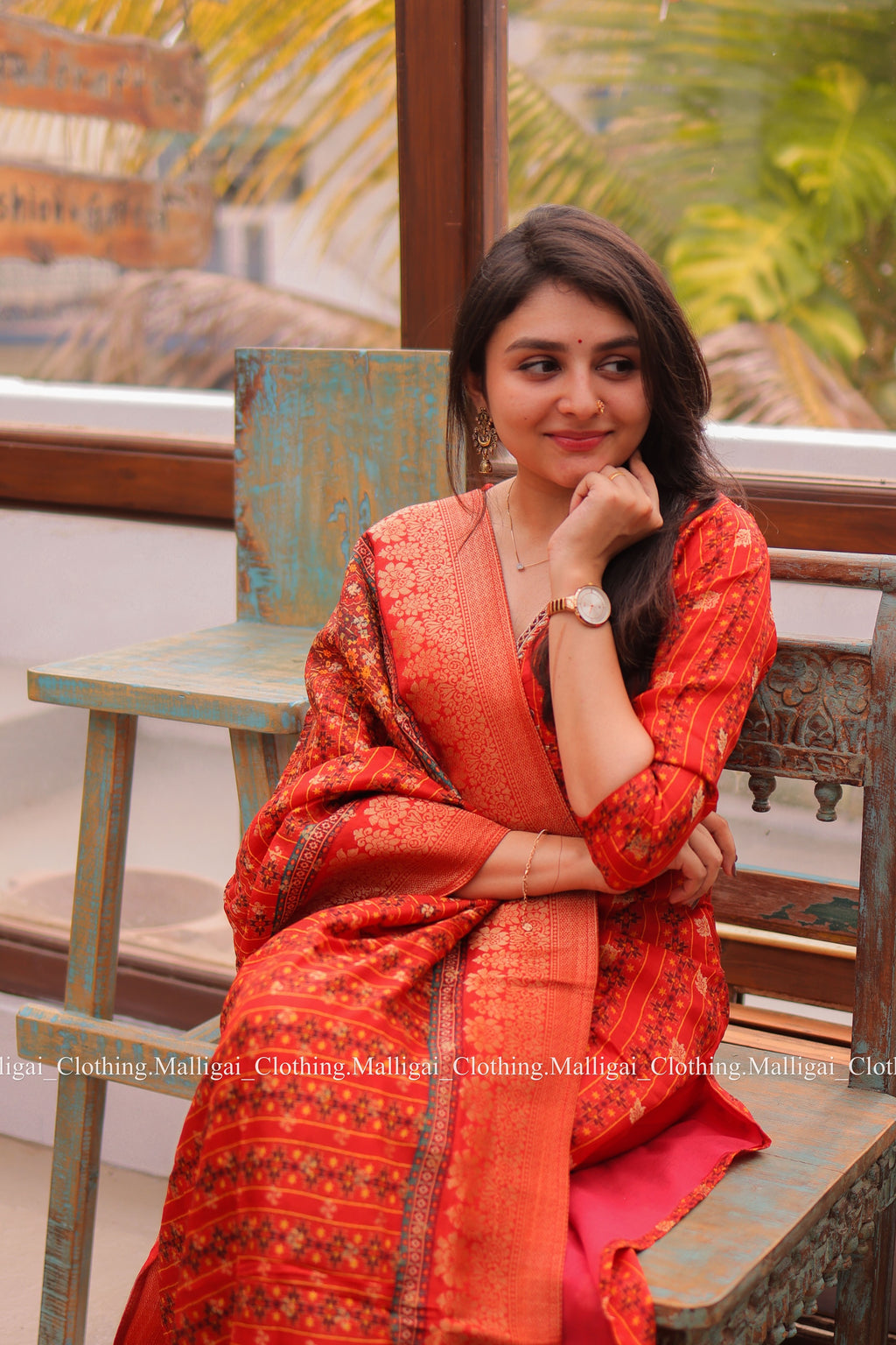 Jamdhani Banarasi Silk - Handloom Salwar Suit Set with Top, Pant and Dupatta with Pockets - Red