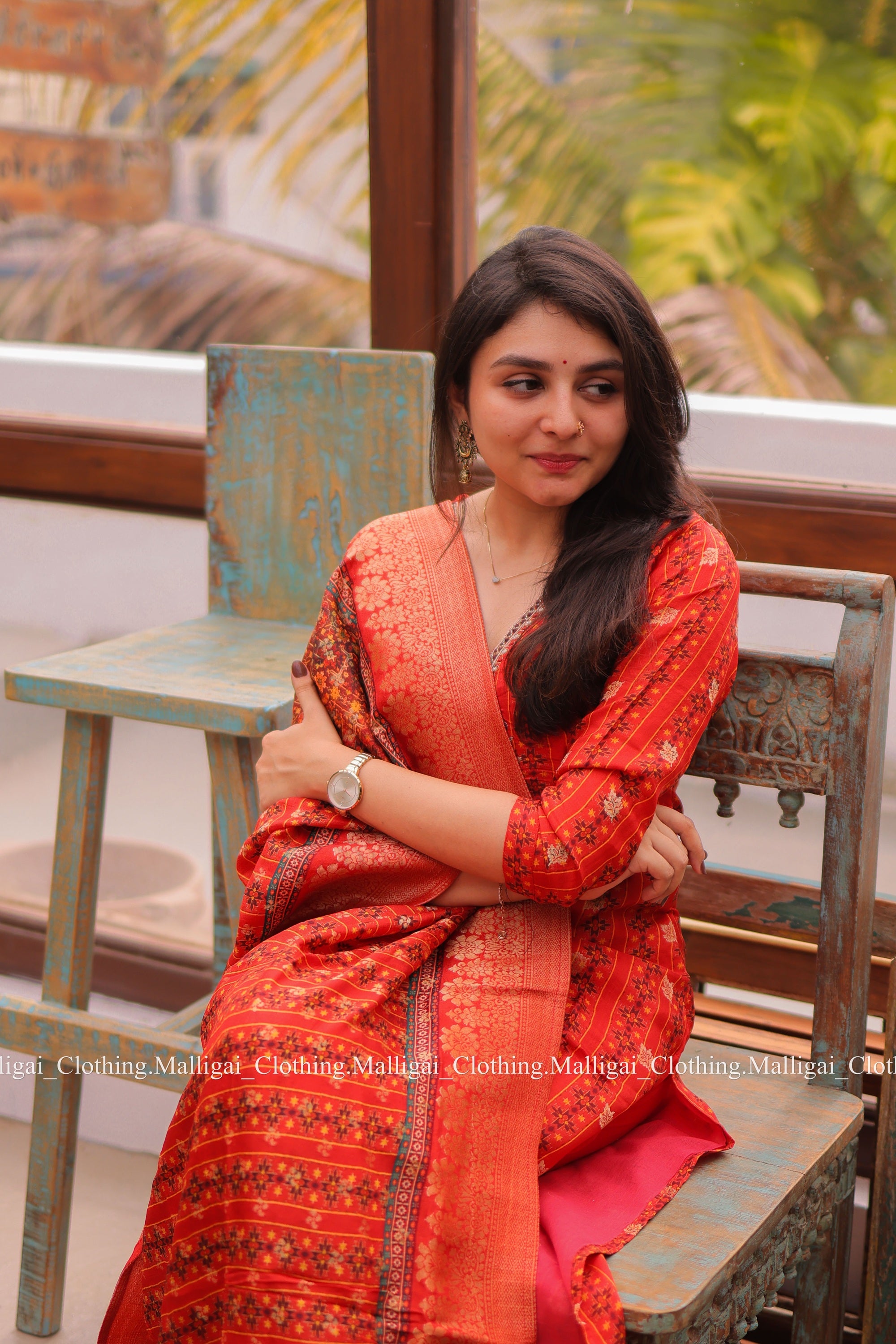 Jamdhani Banarasi Silk - Handloom Salwar Suit Set with Top, Pant and Dupatta with Pockets - Red