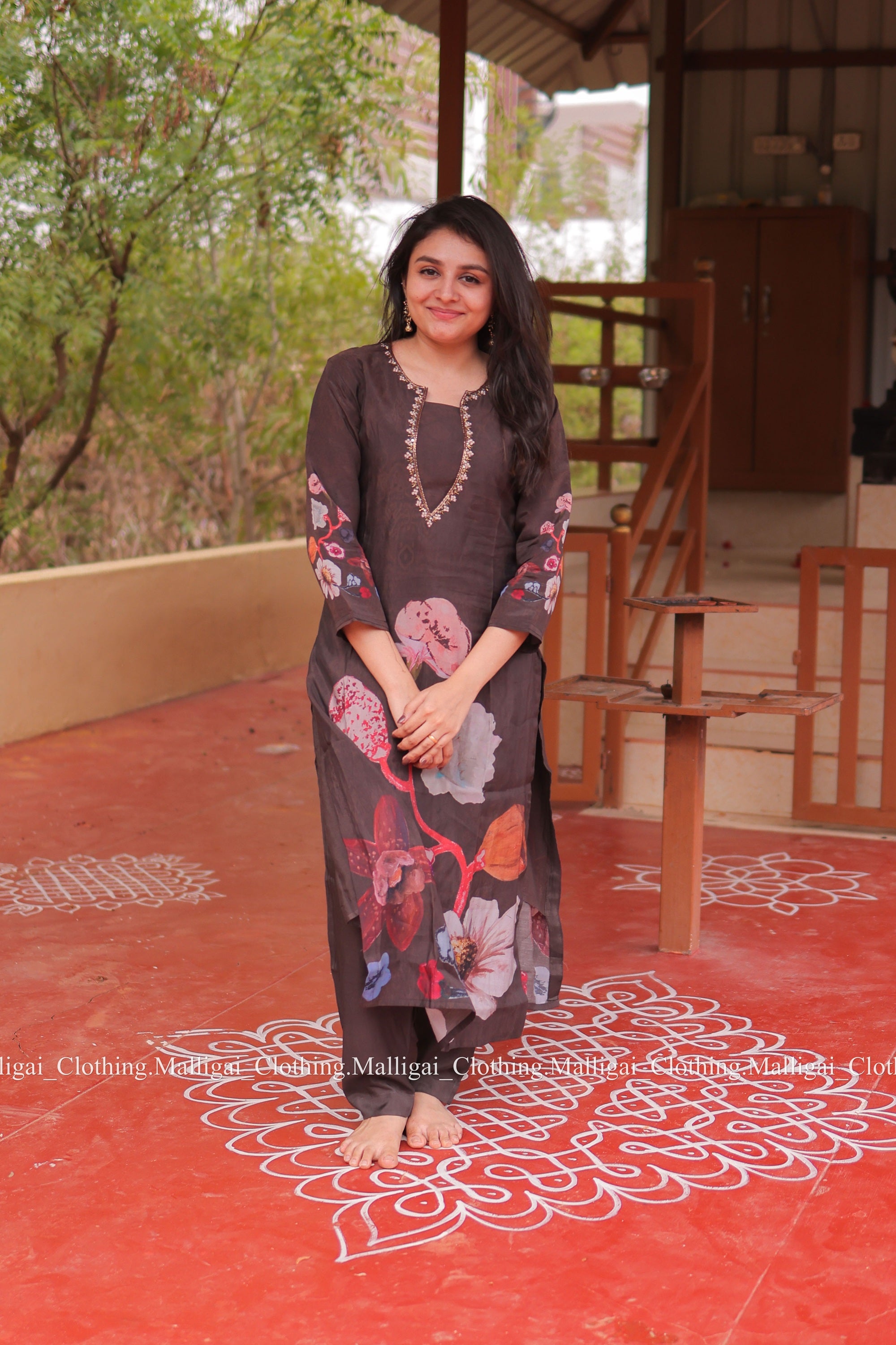 Muslin Salwar Suit Set with Top, Pant and Dupatta with Pockets -Brown
