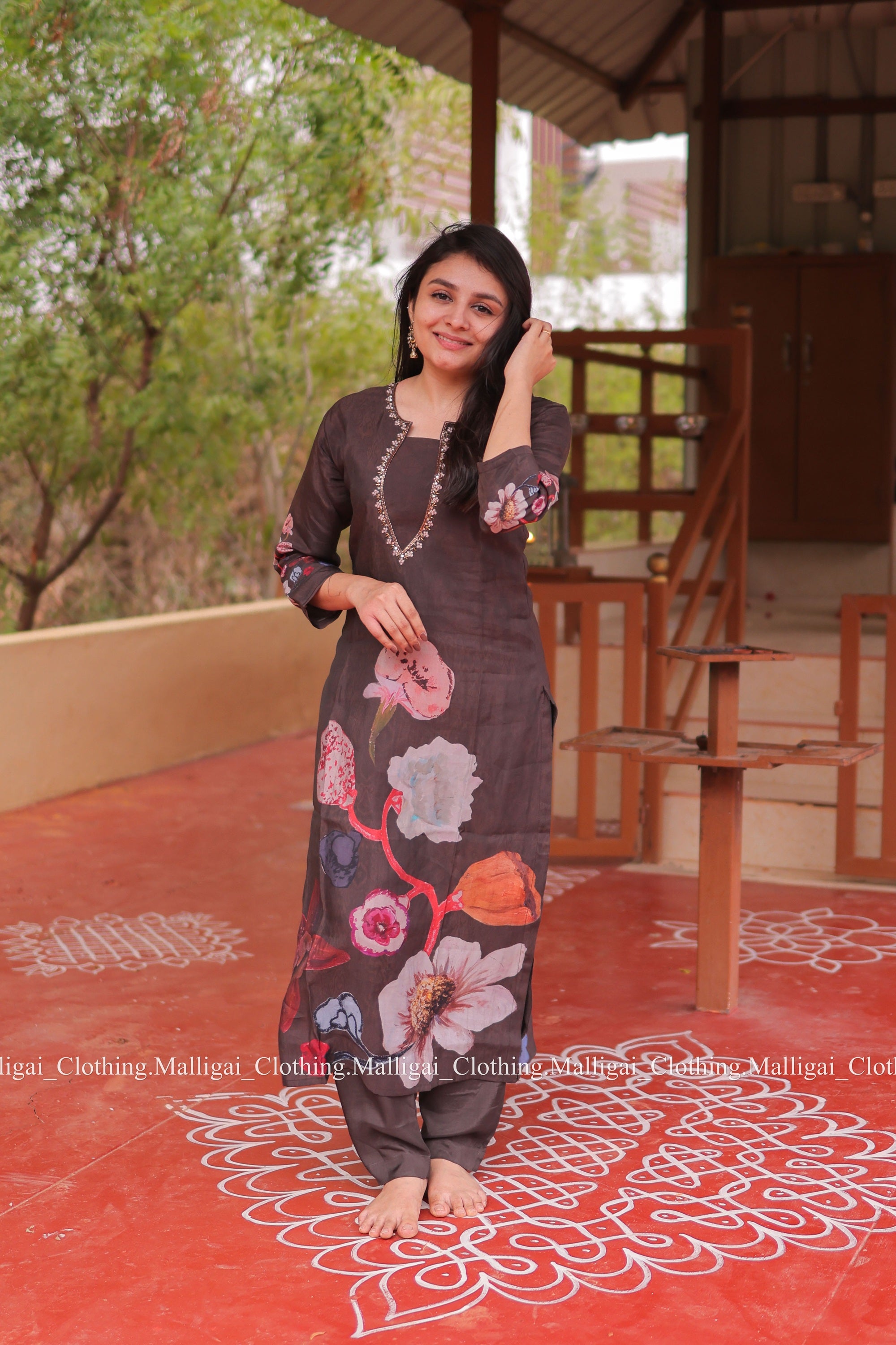 Muslin Salwar Suit Set with Top, Pant and Dupatta with Pockets -Brown