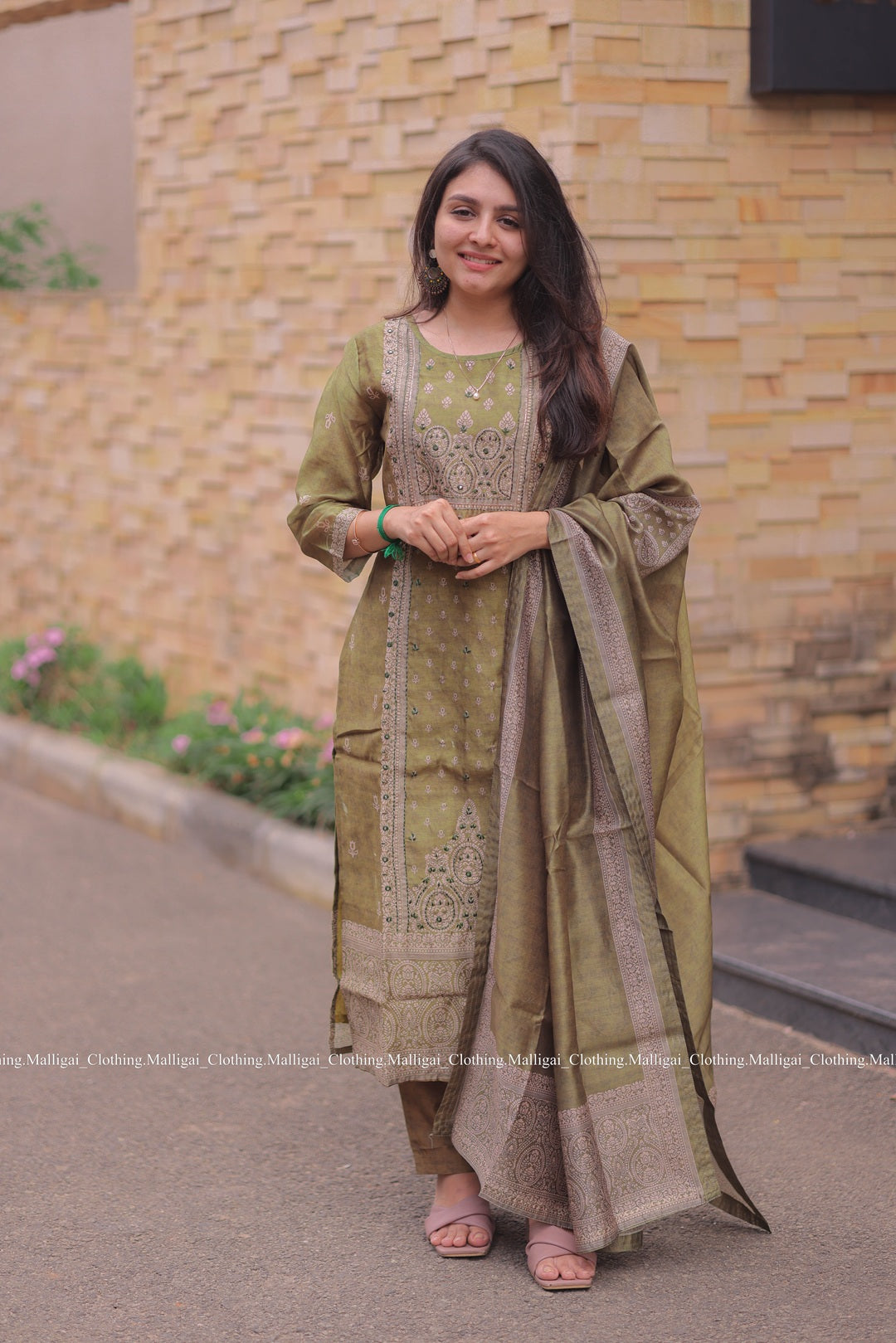 Bottle Green Silk Handloom Salwar Suit Set with Top, Pant and Dupatta with Pockets