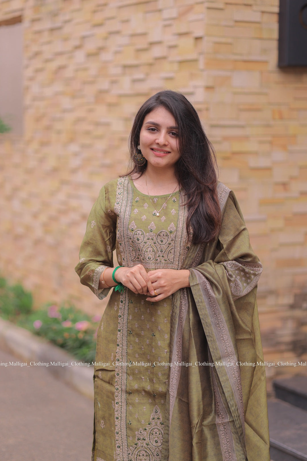Bottle Green Silk Handloom Salwar Suit Set with Top, Pant and Dupatta with Pockets