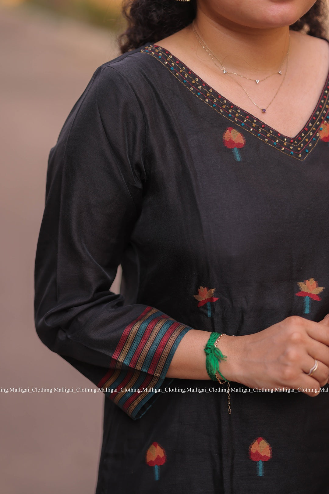 Jamdani Handloom Salwar Suit Set with Top, Pant and Dupatta with Pockets - Black and Maroon