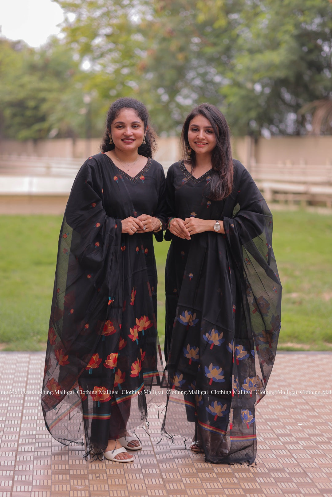 Jamdani Handloom Salwar Suit Set with Top, Pant and Dupatta with Pockets - Black and Maroon