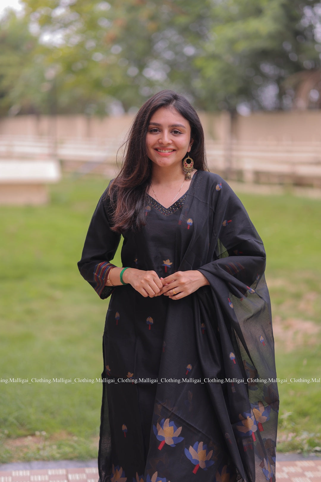 Jamdani Handloom Salwar Suit Set with Top, Pant and Dupatta with Pockets - Black and Blue